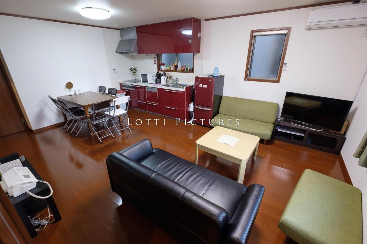 Tammy Hostel Villa Osaka Exterior photo