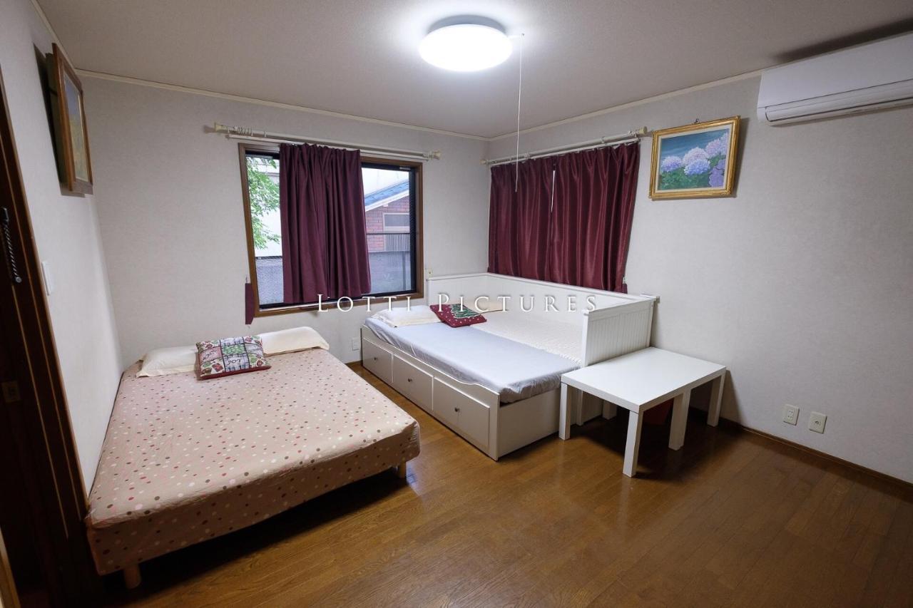 Tammy Hostel Villa Osaka Exterior photo