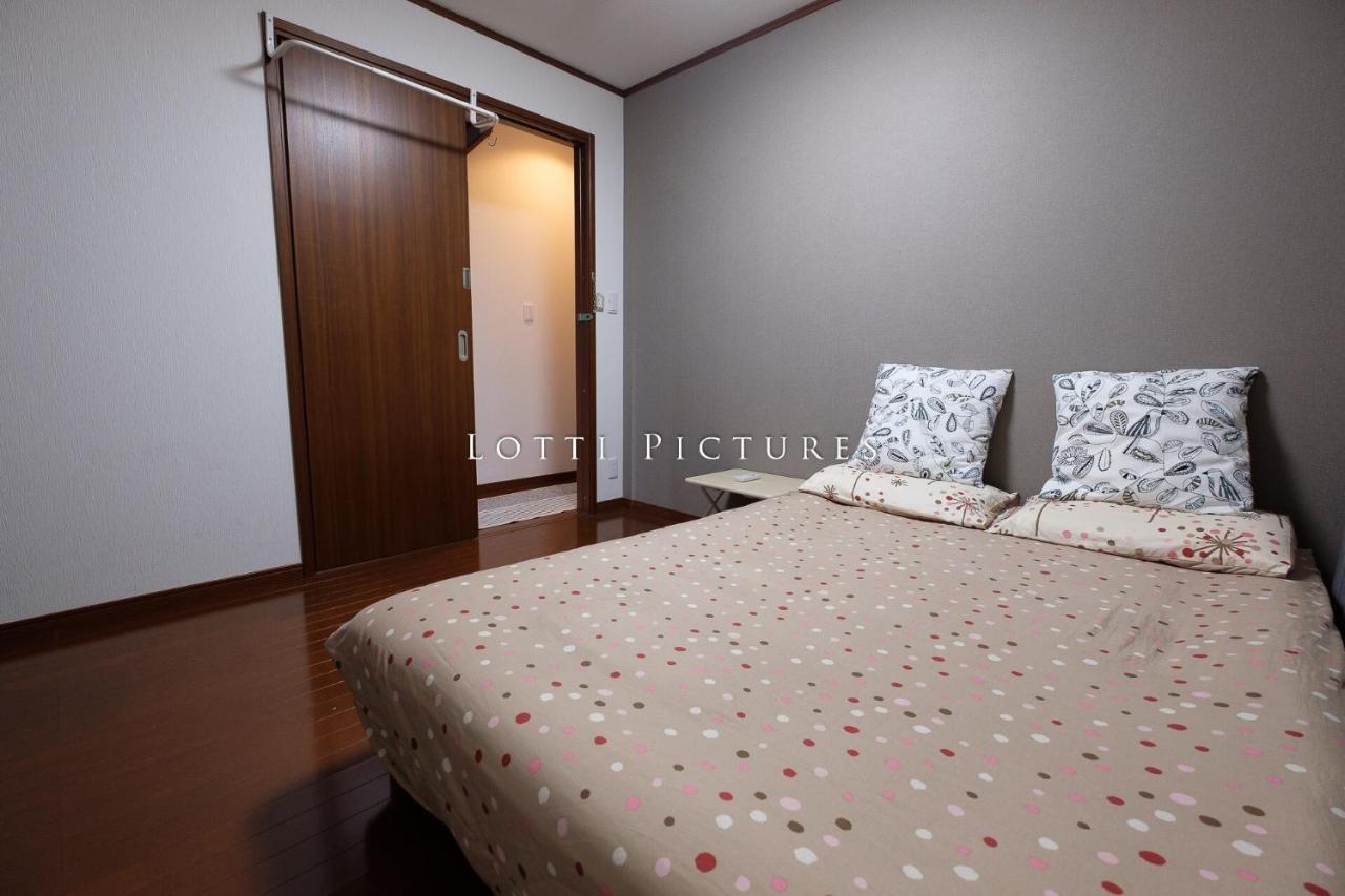 Tammy Hostel Villa Osaka Exterior photo