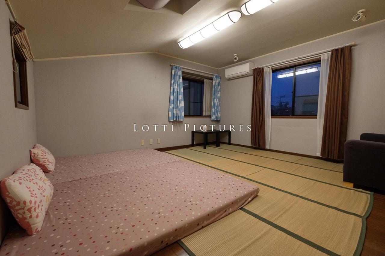 Tammy Hostel Villa Osaka Exterior photo